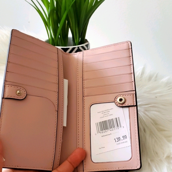 Kate Spade Wallet - Picture 2 of 2